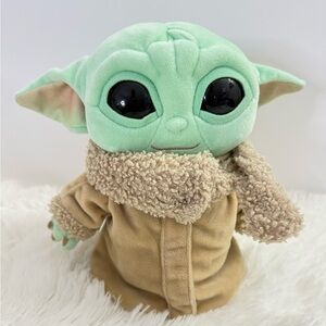Mattel Star Wars The Child Baby Yoda Grogu Plush 8” Mandalorian-Sherpa Robe